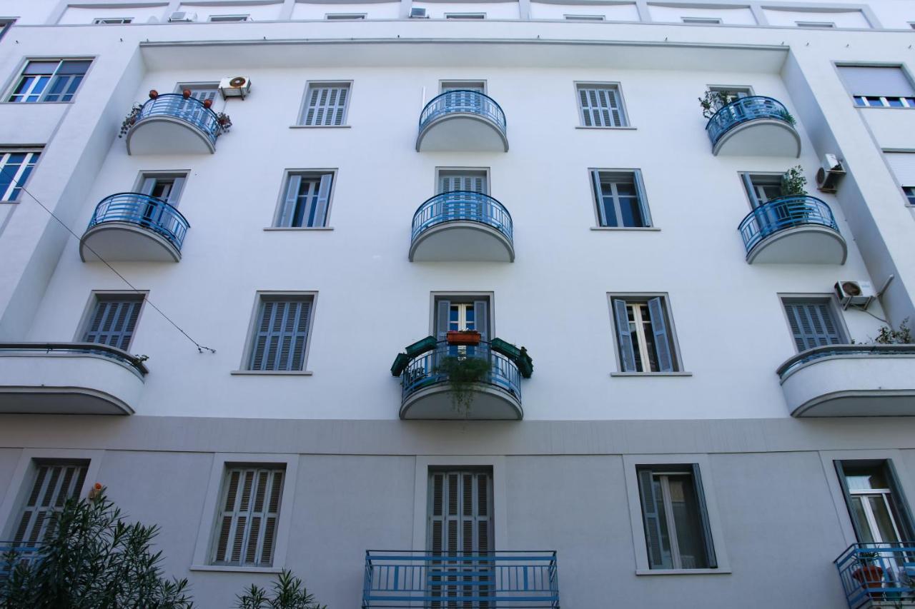 Putignani 210 Apartment Bari Bagian luar foto