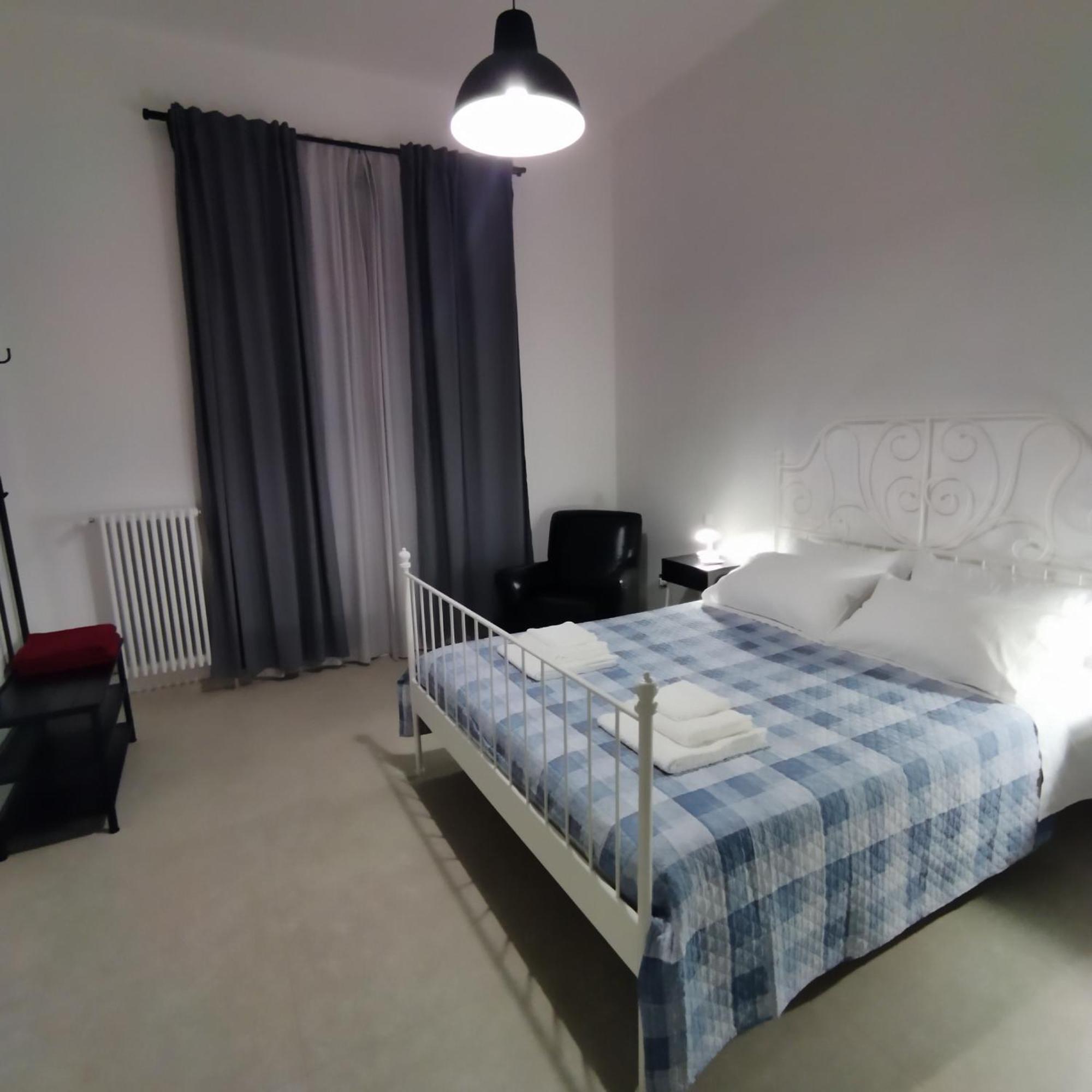 Putignani 210 Apartment Bari Bagian luar foto