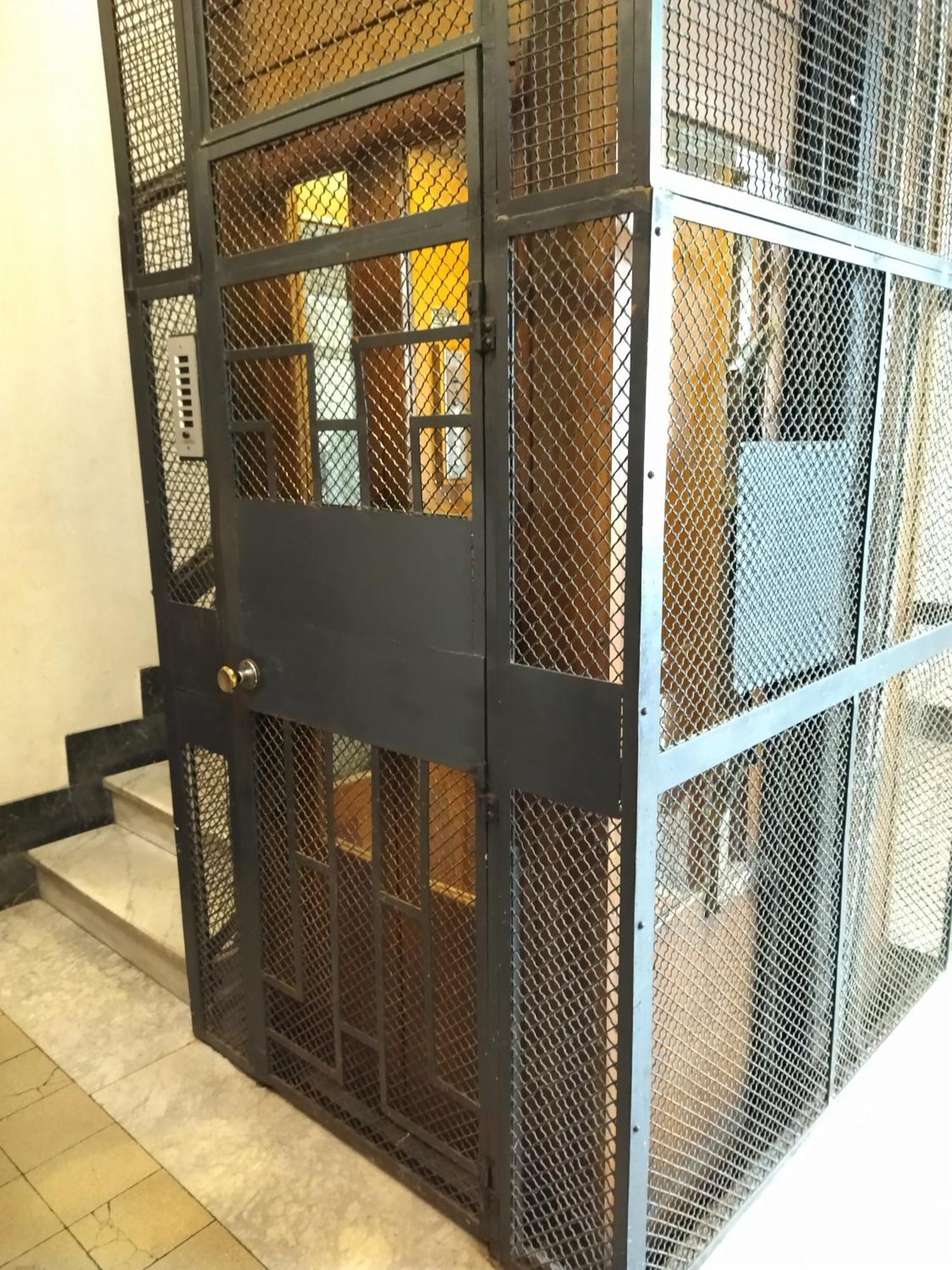 Putignani 210 Apartment Bari Bagian luar foto